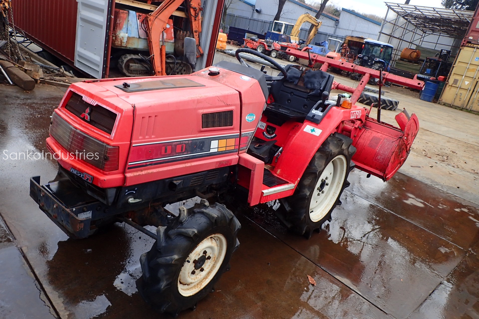 SANKO-Japan Co., Ltd. | Tractors | T-1 yard